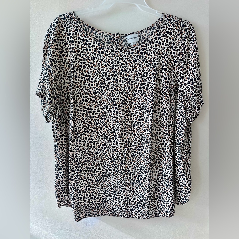 Ava & Viv Cheetah Print Blouse with Button Back